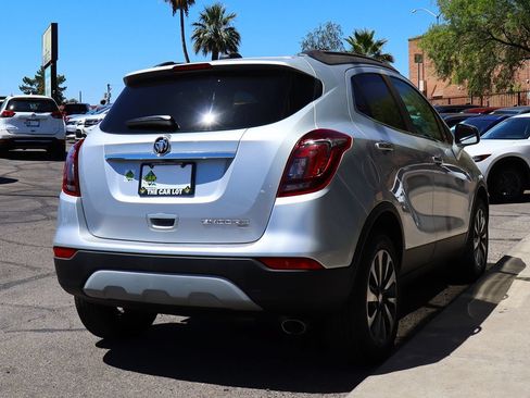 Used 2022 Buick Encore Preferred AWD/4WD image 13