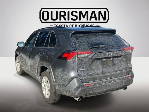 Certified 2019 Toyota RAV4 LE image 5