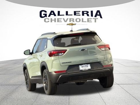 New 2026 Chevrolet TrailBlazer LT w/ Midnight Edition FWD image 5