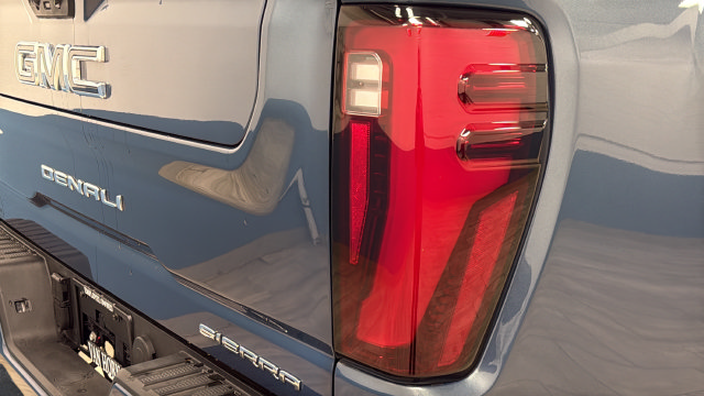 Used 2026 GMC Sierra 2500 Denali Ultimate w/ Max Trailering Package AWD/4WD image 39