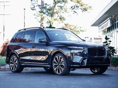 New 2026 BMW X7 M60i w/ Executive Package