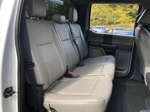 Used 2022 Ford F450 XL w/ Power Equipment Group image 39