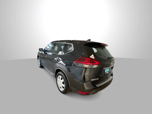 Used 2017 Nissan Rogue S AWD/4WD image 6
