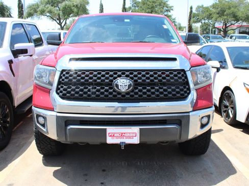 Used 2021 Toyota Tundra SR5 w/ SR5 Leather Package AWD/4WD image 3