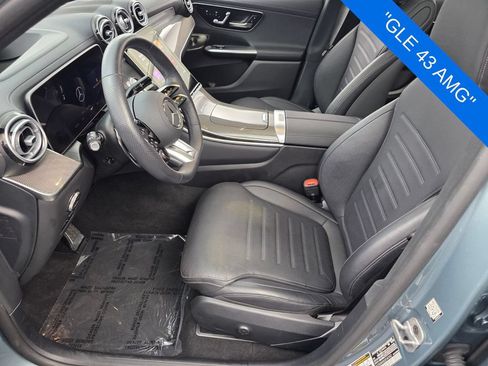 Used 2025 Mercedes-Benz GLC 43 AMG 4MATIC image 9