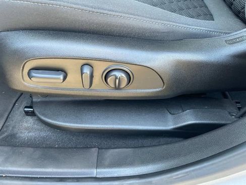 Used 2022 Chevrolet Blazer LT image 20