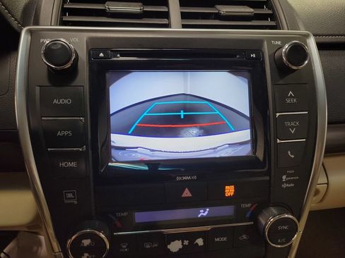 Used 2017 Toyota Camry XLE FWD image 20