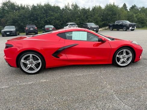 Used 2022 Chevrolet Corvette Stingray Coupe w/ 1LT RWD image 7