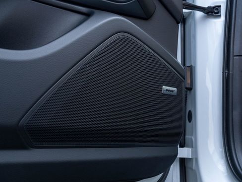 Certified 2025 Porsche Cayenne S w/ Premium Package Plus image 22