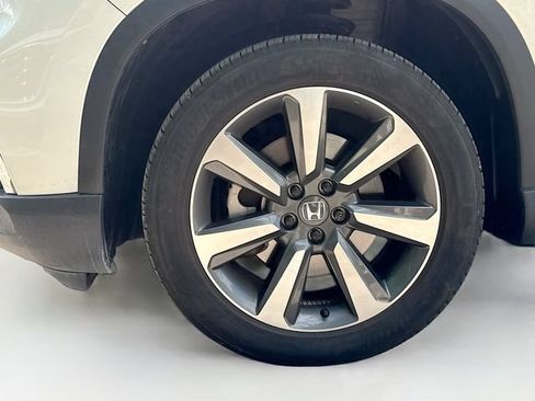 Used 2024 Honda Pilot Elite image 23