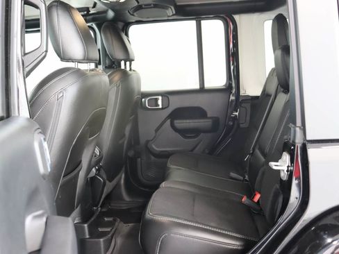 Used 2023 Jeep Wrangler Unlimited Sport AWD/4WD image 16