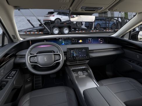 New 2026 Lincoln Nautilus Premier AWD/4WD image 9