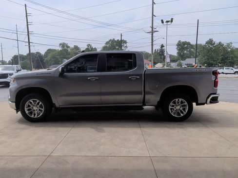 Used 2023 Chevrolet Silverado 1500 LT AWD/4WD image 5