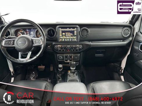 Used 2021 Jeep Wrangler Unlimited Sahara AWD/4WD image 34