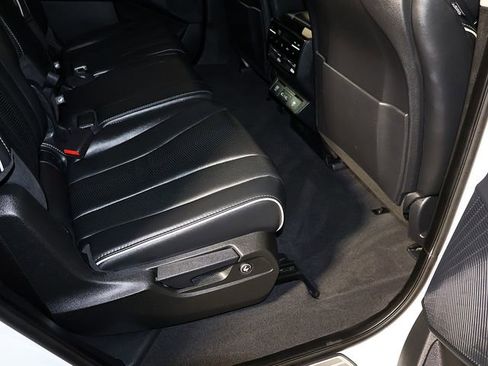 Used 2023 Acura MDX SH-AWD w/ Advance Package image 35