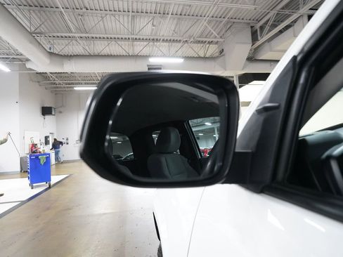 Used 2019 Toyota Tacoma SR AWD/4WD image 26