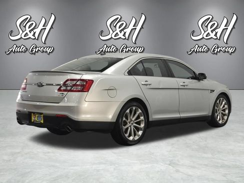 Used 2016 Ford Taurus Limited w/ Equipment Group 301A AWD/4WD image 24