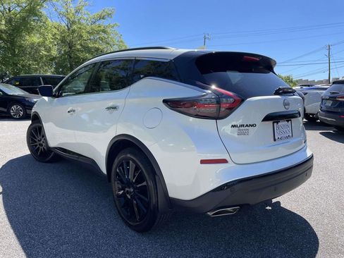 Used 2024 Nissan Murano SV w/ SV Midnight Edition Package FWD image 5
