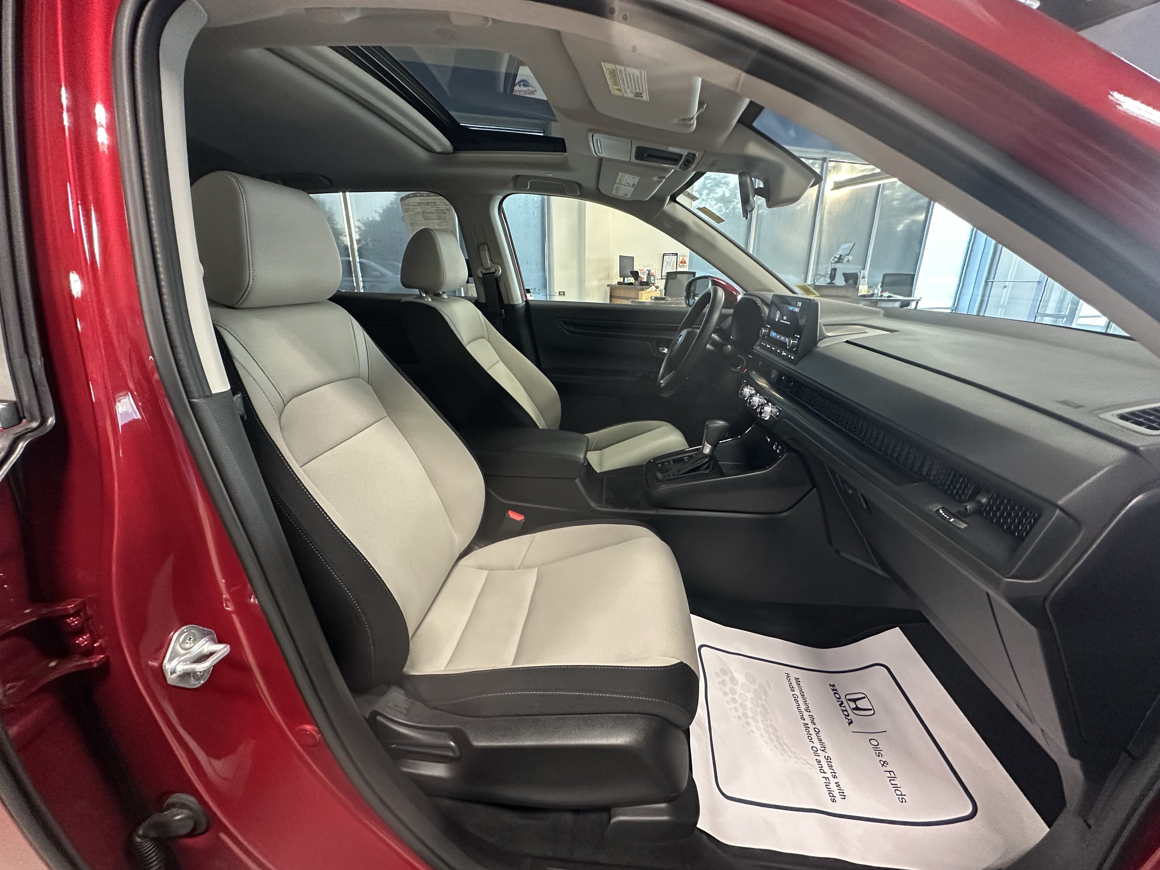 Used 2025 Honda CR-V EX image 26