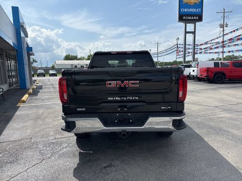 Used 2025 GMC Sierra 1500 SLT AWD/4WD image 5
