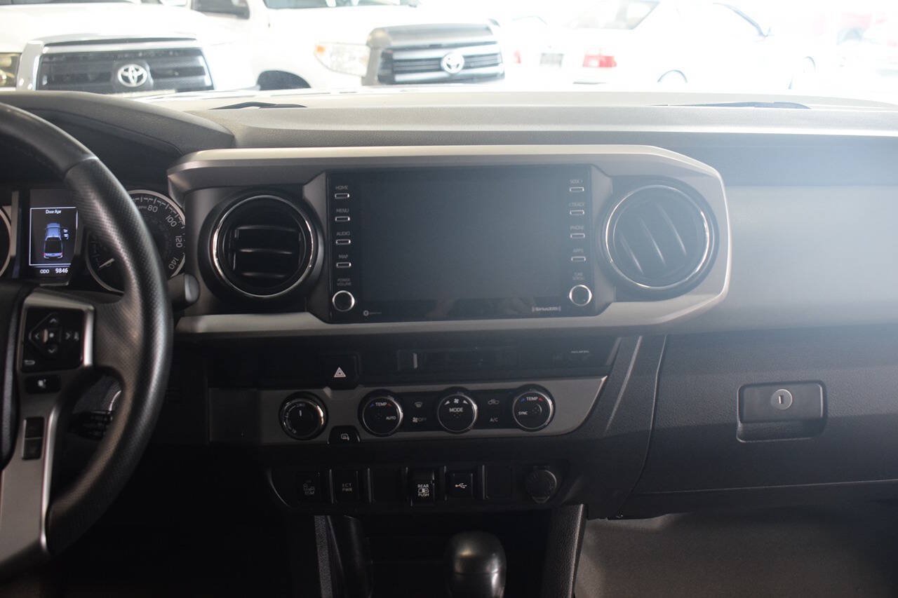 Used 2021 Toyota Tacoma SR5 w/ Technology Package AWD/4WD image 41