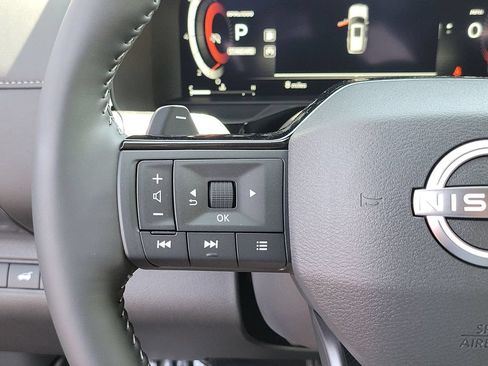 New 2026 Nissan Pathfinder SL FWD image 7