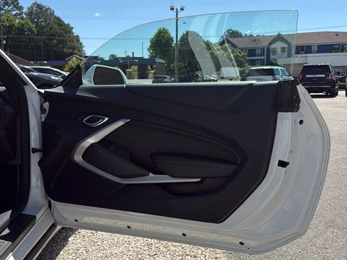 Used 2017 Chevrolet Camaro LT RWD image 12