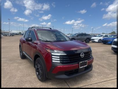 Used 2026 Nissan Kicks SR w/ Cold Weather Package