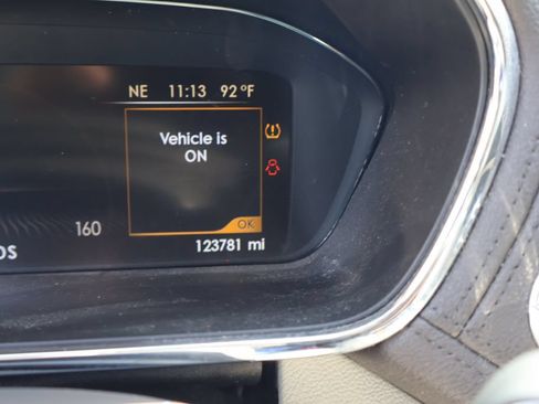 Used 2017 Lincoln Continental Select FWD image 23