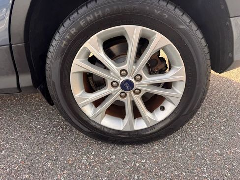 Used 2018 Ford Escape SE image 8