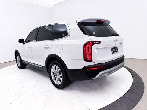 Used 2022 Kia Telluride LX FWD image 17