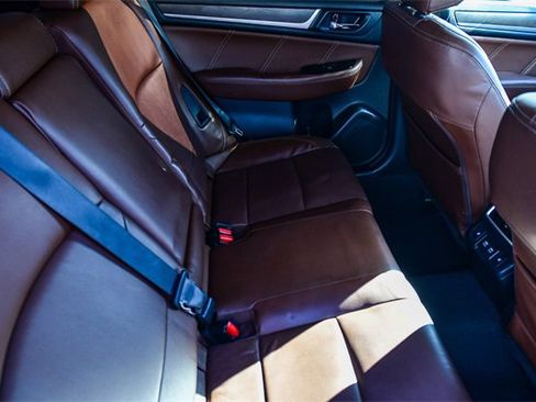 Used 2019 Subaru Outback 2.5i Touring w/ Popular Package #3A image 18