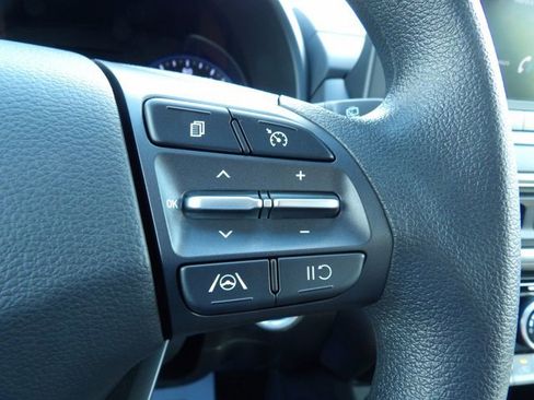 Used 2023 Hyundai Kona SEL FWD image 18