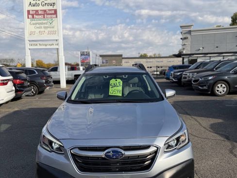 Used 2021 Subaru Outback Limited w/ Popular Package #2 image 2