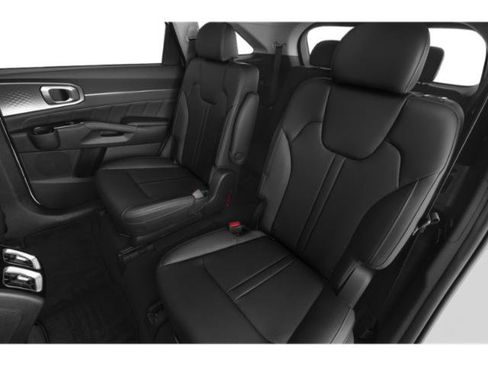 Used 2023 Kia Sorento SX AWD/4WD image 16