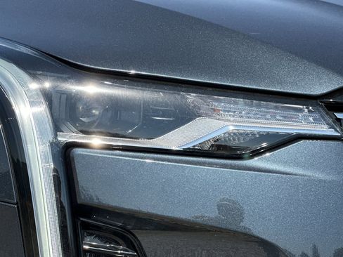Used 2025 Cadillac CT4 Luxury w/ Sun And Sound Package RWD image 34
