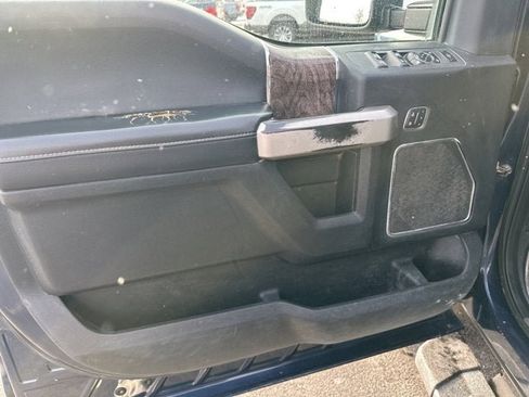 Used 2017 Ford F350 Lariat w/ Chrome Package image 12