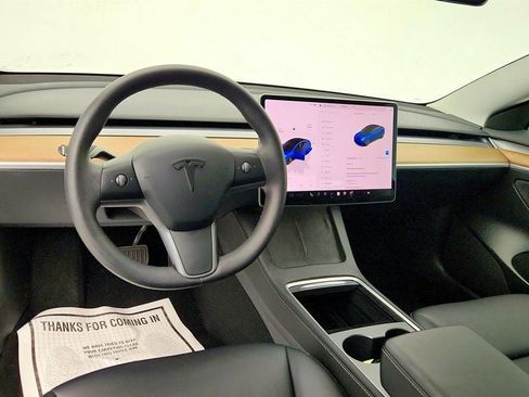 Used 2023 Tesla Model 3 Standard Range image 12