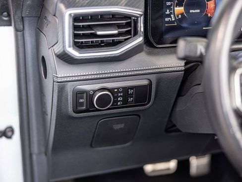 Used 2024 Ford Mustang Premium image 30