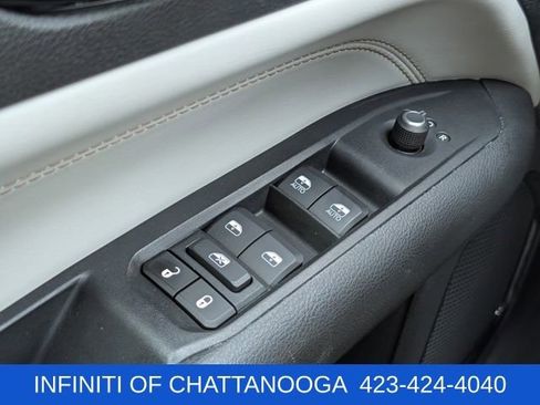 Used 2022 Jeep Compass Limited AWD/4WD image 27