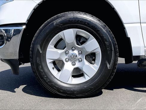 Used 2023 RAM 1500 Big Horn AWD/4WD image 12