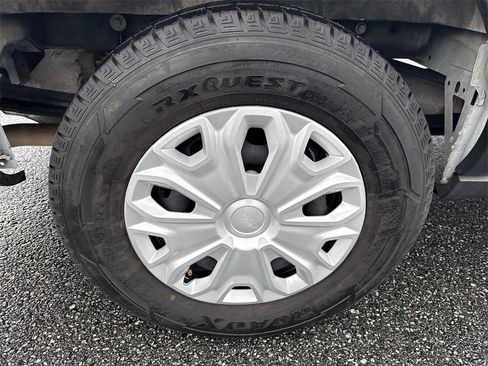 Used 2023 Ford Transit 350 XLT image 21