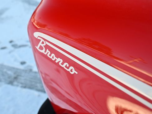 Used 2023 Ford Bronco Heritage Edition image 15