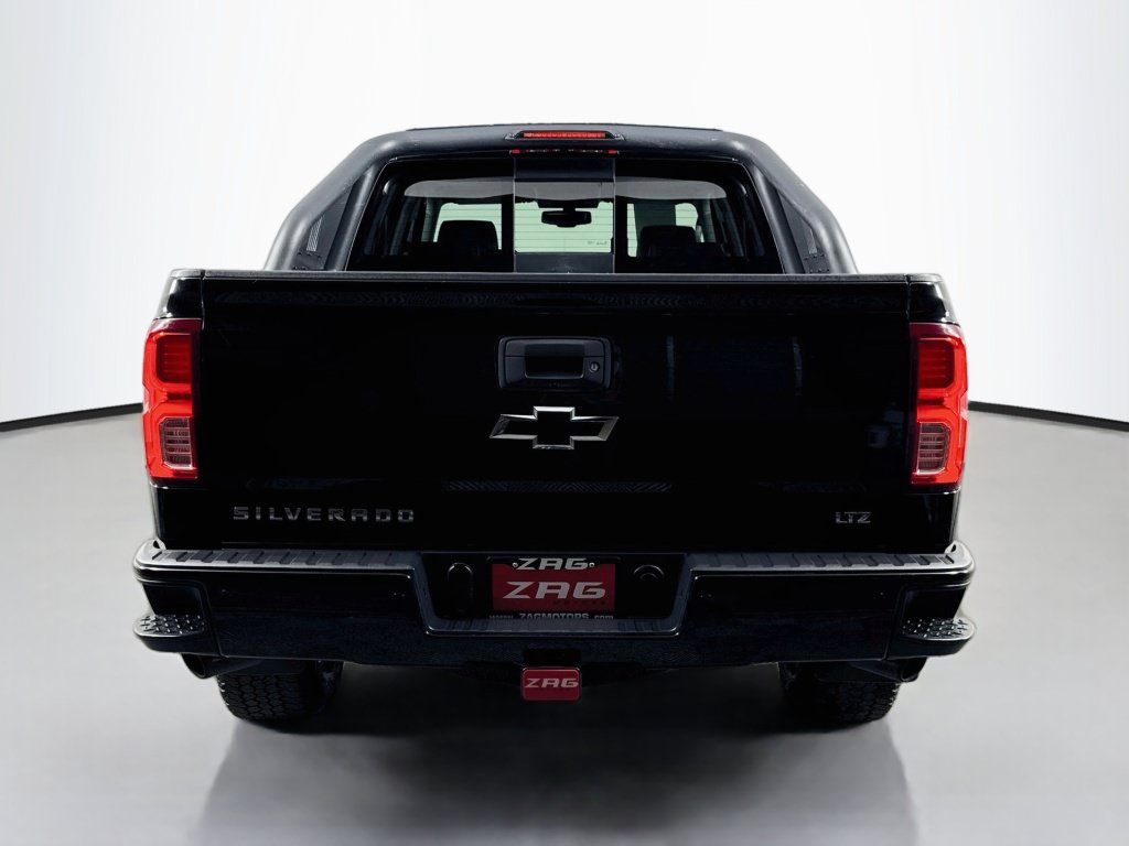Used 2017 Chevrolet Silverado 1500 LTZ Z71 w/ LTZ Plus Package AWD/4WD image 4
