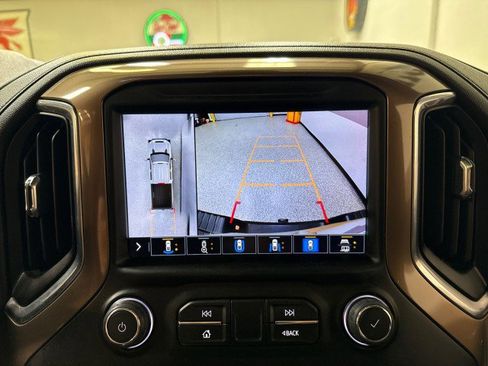 Used 2022 Chevrolet Silverado 3500 High Country w/ Z71 Off-Road Package image 30