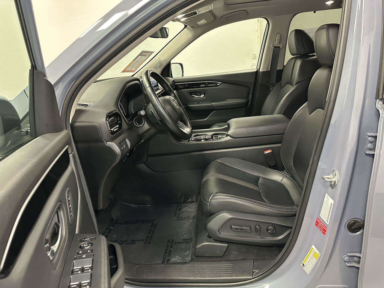 Certified 2024 Honda Pilot Touring image 22
