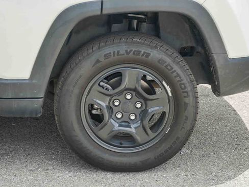 Used 2019 Jeep Compass Sport AWD/4WD image 11