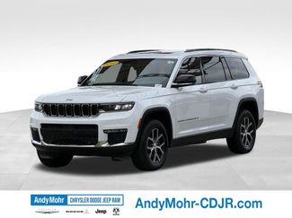 New 2025 Jeep Grand Cherokee L Limited w/ Luxury Tech Group II AWD/4WD video 3