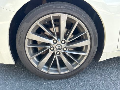 Used 2019 Nissan Maxima Platinum w/ Reserve Package FWD image 8