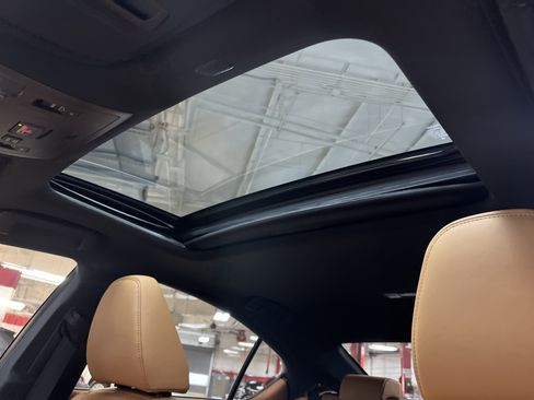 Used 2025 Lexus IS 350 F Sport image 27